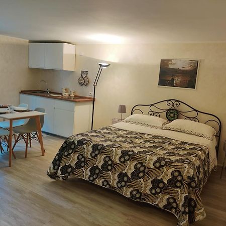 Le Case Di Giulia Abbadia Lariana Chambre photo
